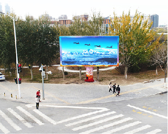 临湘户外大屏广告投放要点。